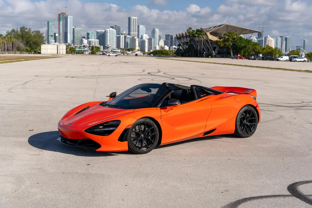 2022 McLaren 720S Spider - Image 8 of 31