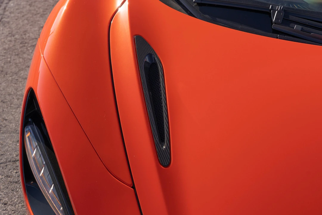 2022 McLaren 720S Spider - Image 23 of 31