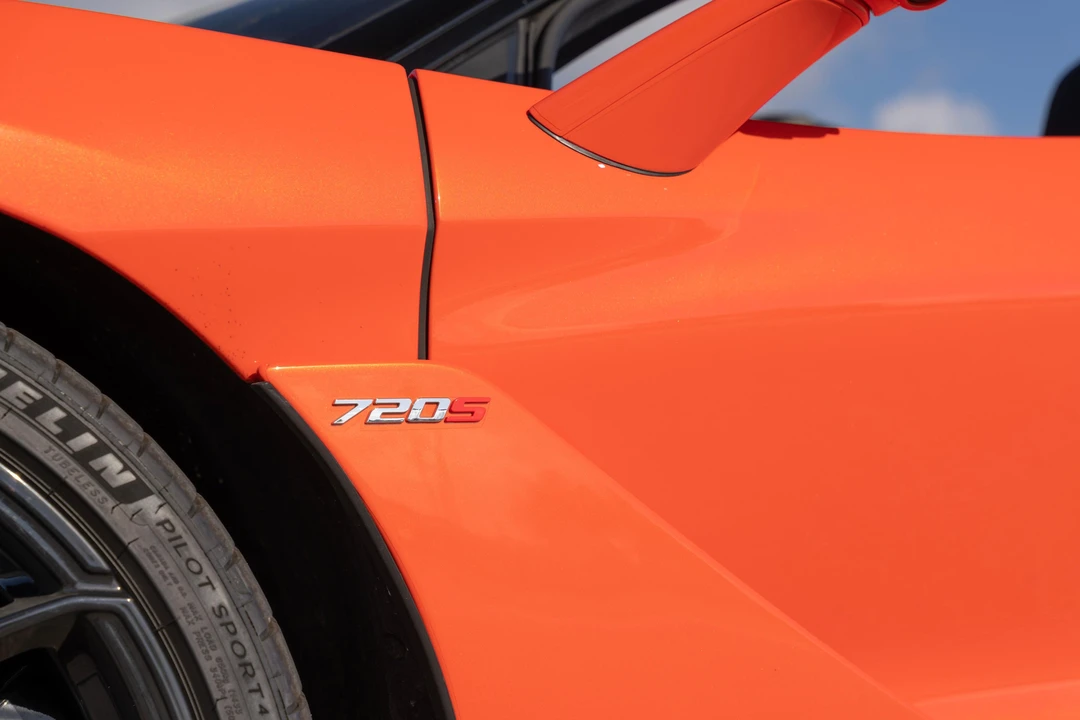 2022 McLaren 720S Spider - Image 29 of 31