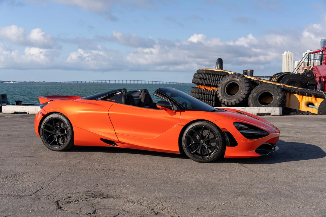 2022 McLaren 720S Spider - Image 9 of 31