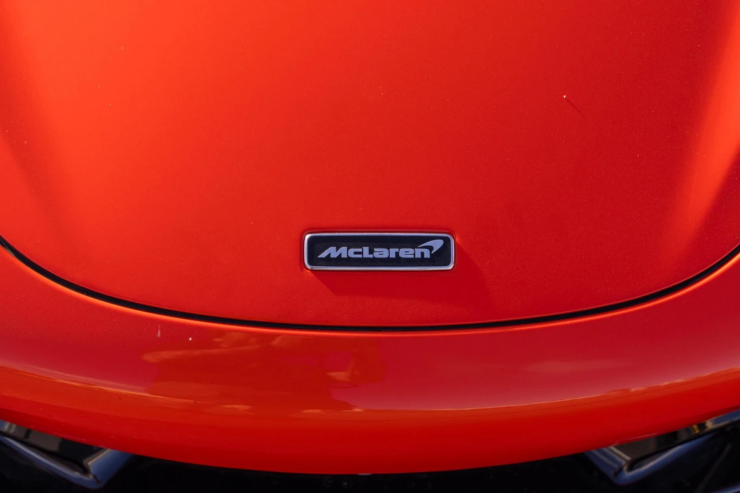 2022 McLaren 720S Spider - Image 25 of 31