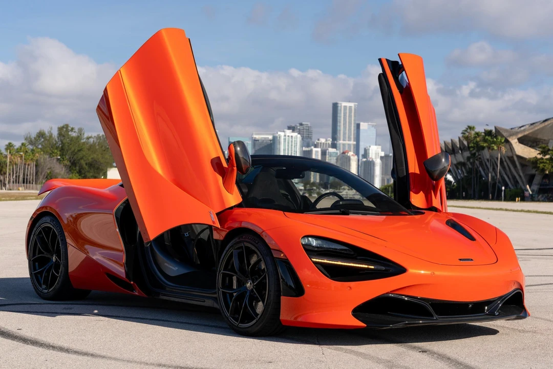2022 McLaren 720S Spider - Image 3 of 31