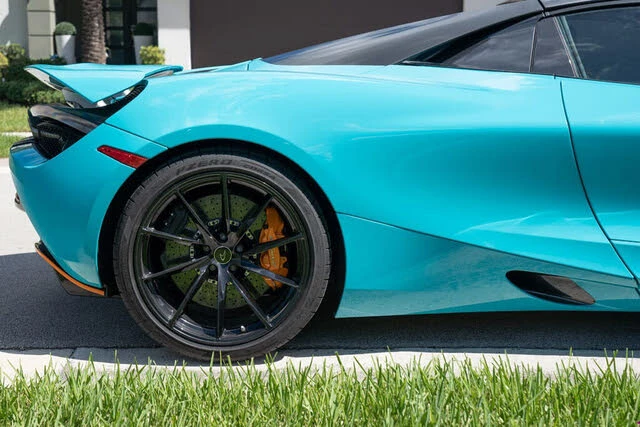 2022 McLaren 720S Spider - Image 10 of 31