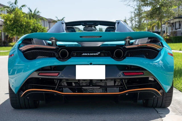 2022 McLaren 720S Spider - Image 7 of 31