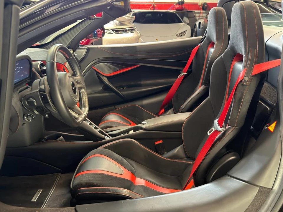 2022 McLaren 720S Spider - Image 30 of 31
