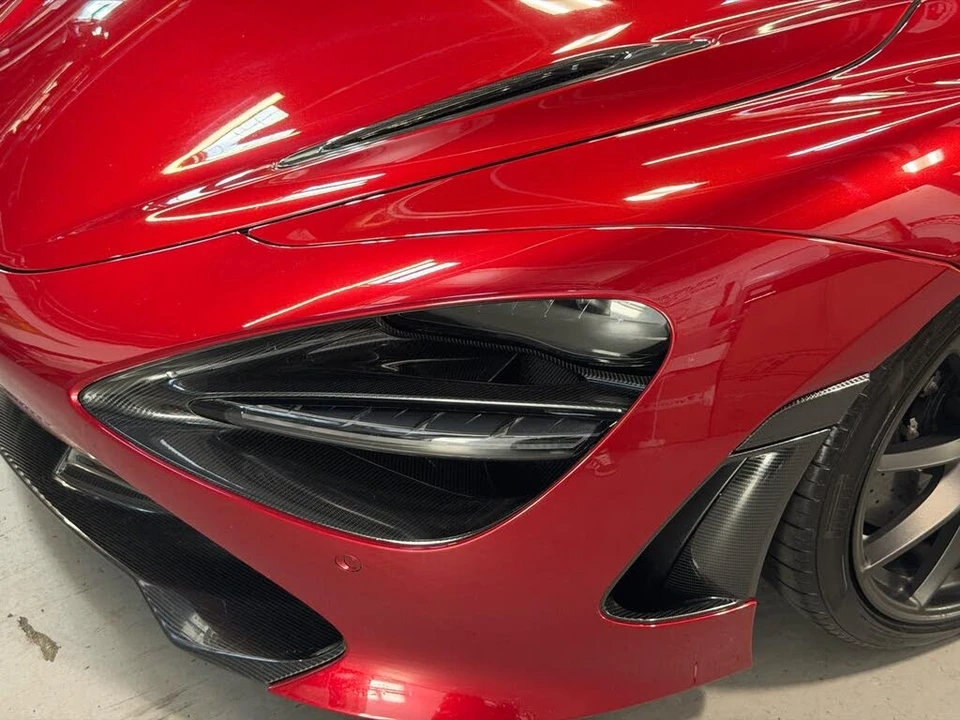 2022 McLaren 720S Spider - Image 18 of 31