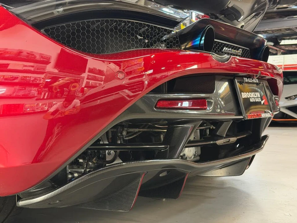 2022 McLaren 720S Spider - Image 26 of 31