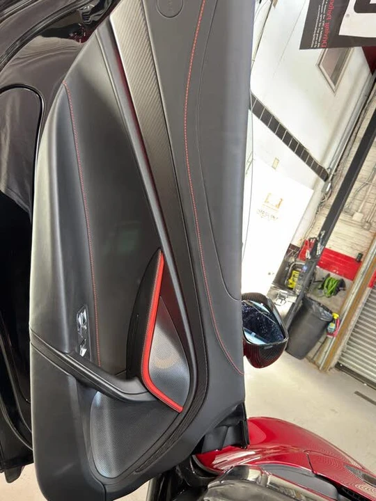 2022 McLaren 720S Spider - Image 28 of 31