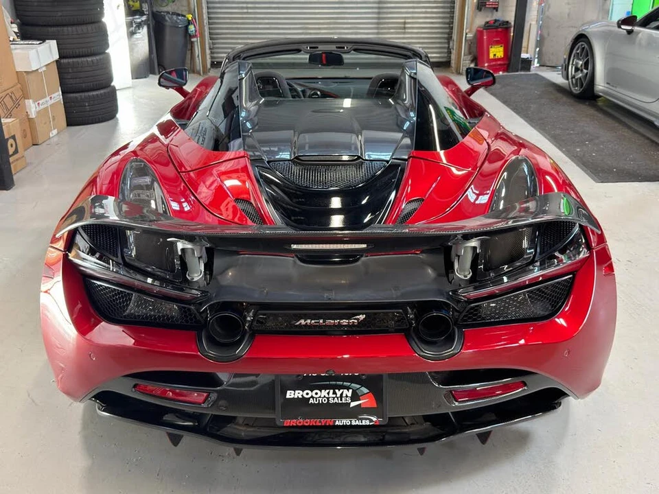 2022 McLaren 720S Spider - Image 9 of 31