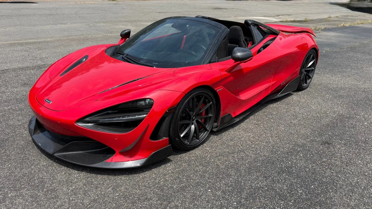 2022 McLaren 720S Spider - Image 3 of 18