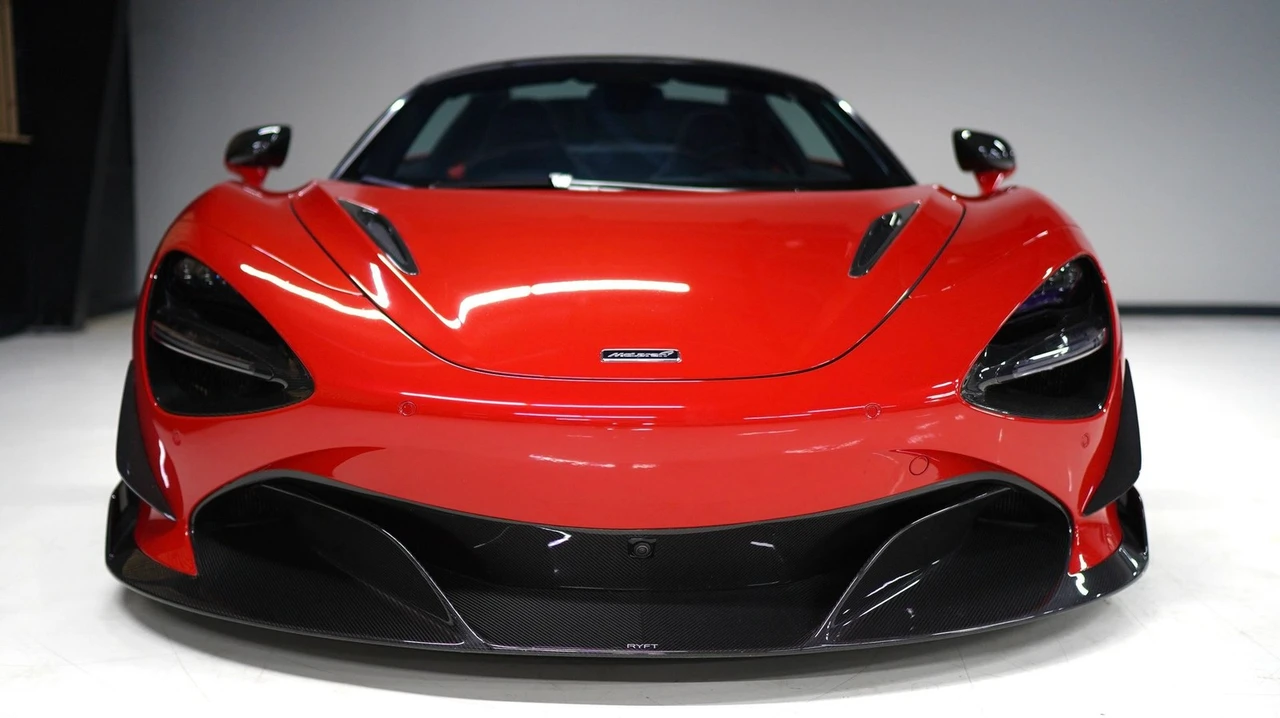 2022 McLaren 720S Spider - Image 9 of 18