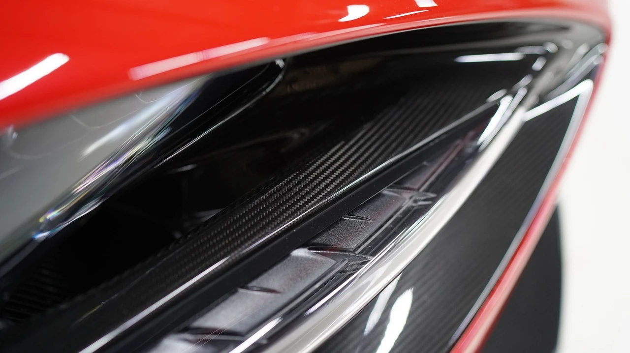 2022 McLaren 720S Spider - Image 13 of 18