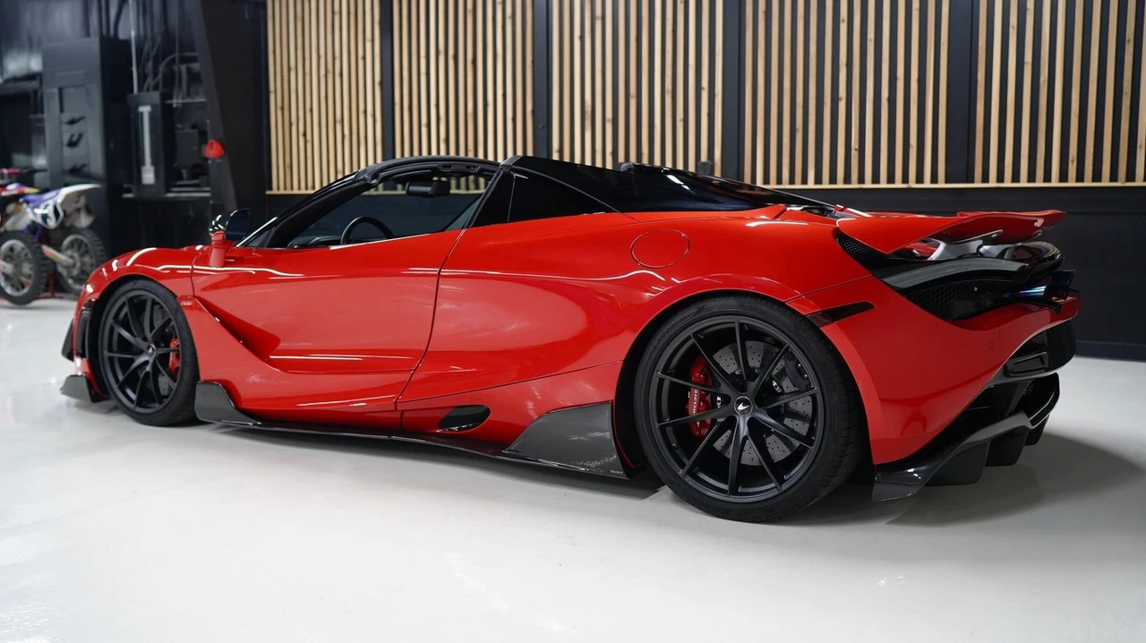 2022 McLaren 720S Spider - Image 5 of 18