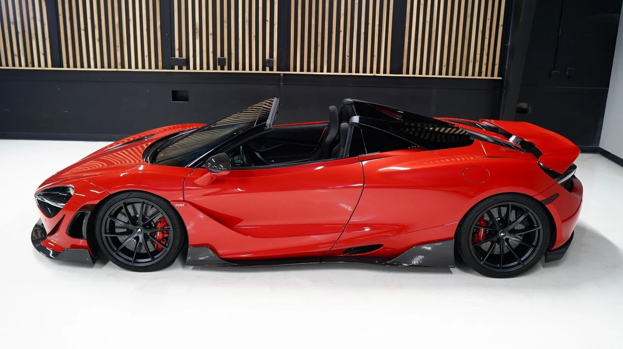 2022 McLaren 720S Spider - Image 4 of 18