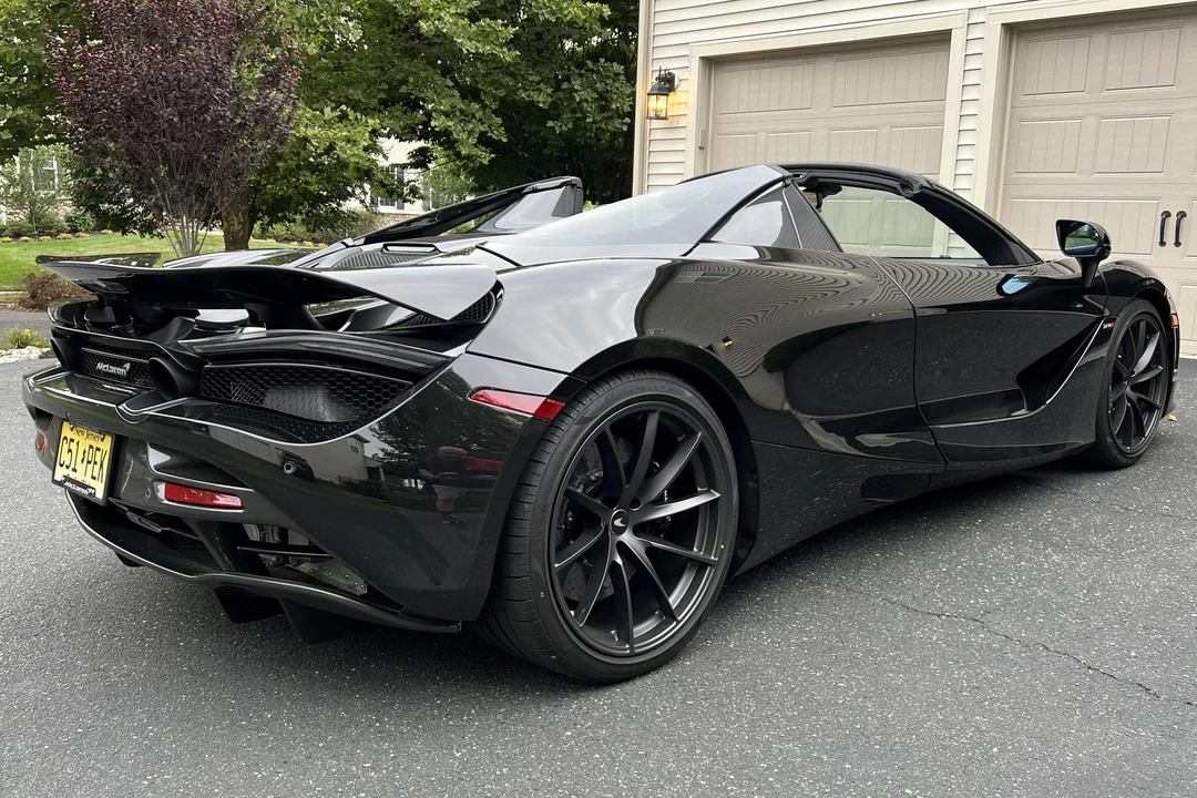 2022 McLaren 720S Spider - Image 4 of 31