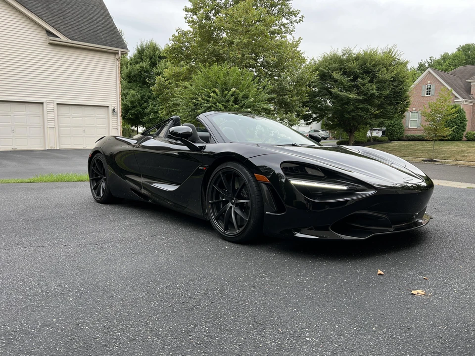2022 McLaren 720S Spider - Image 19 of 31