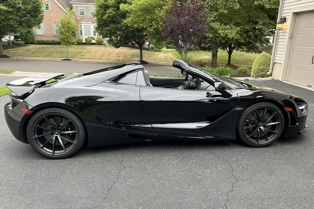 2022 McLaren 720S Spider - Image 3 of 31