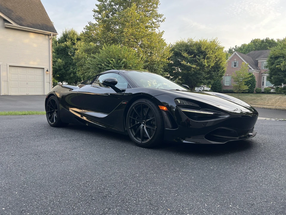 2022 McLaren 720S Spider - Image 18 of 31