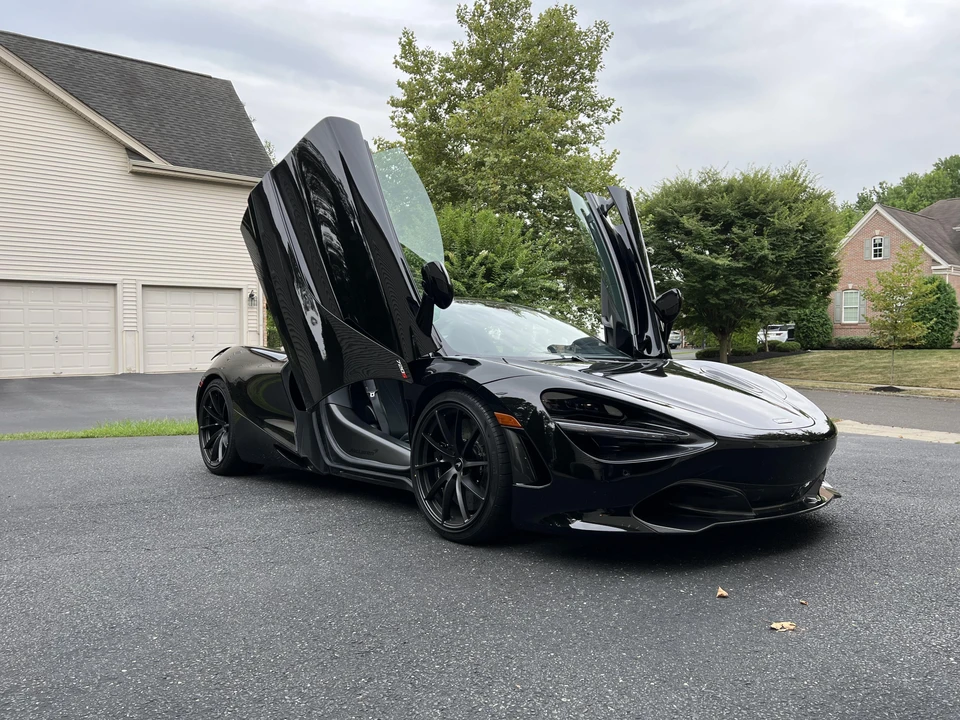 2022 McLaren 720S Spider - Image 25 of 31