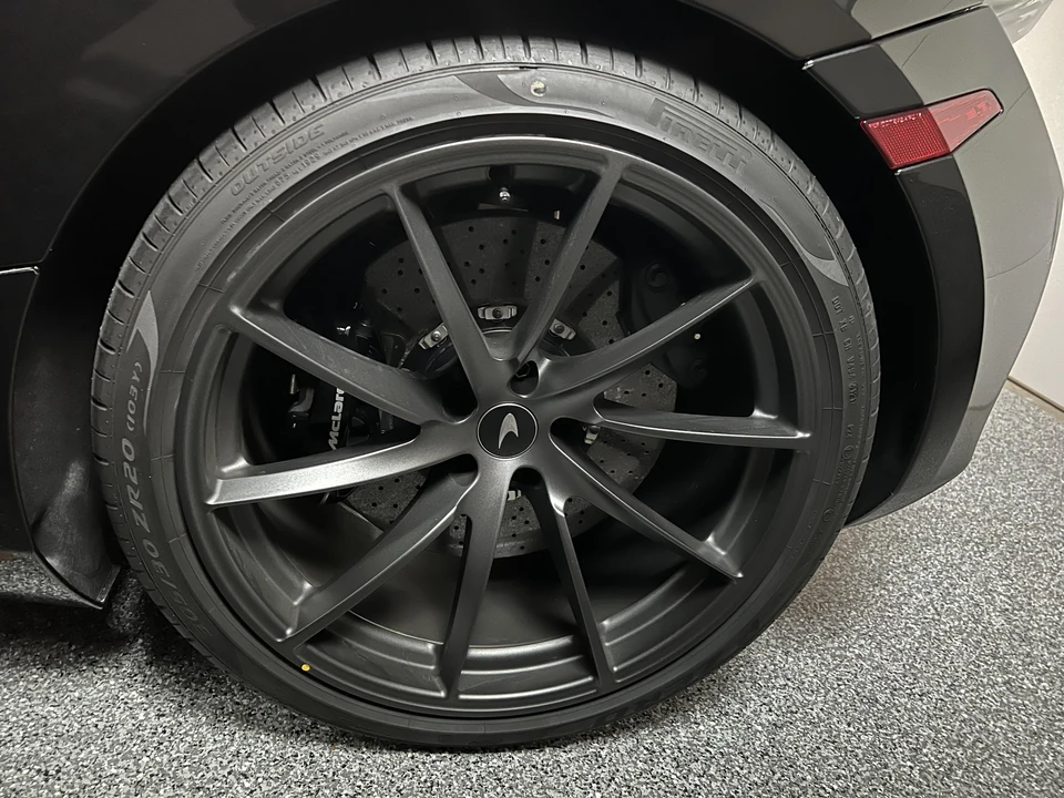 2022 McLaren 720S Spider - Image 31 of 31