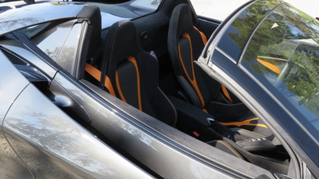 2022 McLaren 720S Spider - Image 5 of 27
