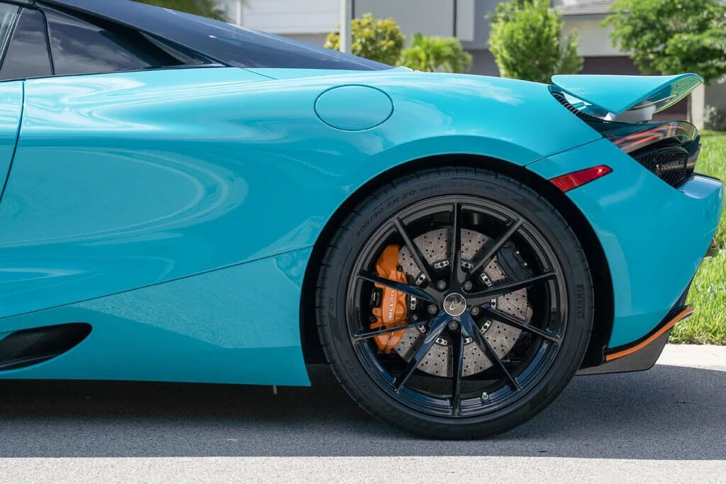 2022 McLaren 720S Spider - Image 5 of 12