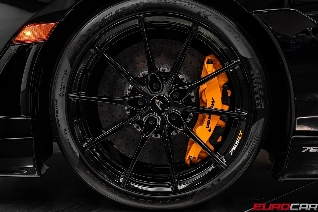 2022 McLaren 765LT - Image 26 of 31