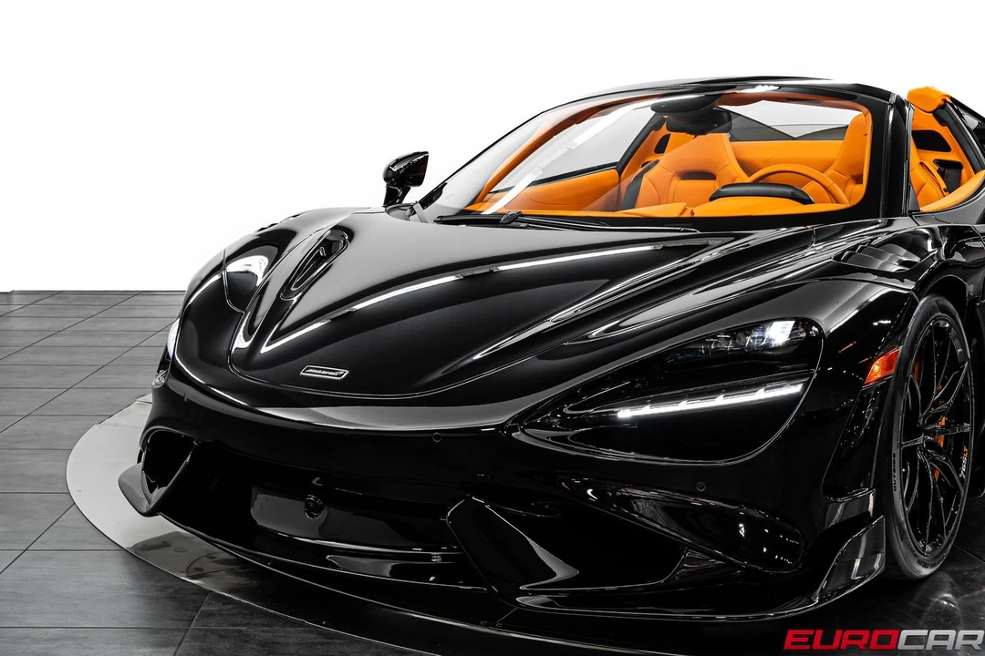 2022 McLaren 765LT - Image 16 of 31
