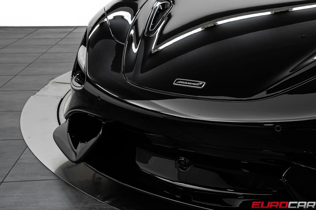 2022 McLaren 765LT - Image 14 of 31