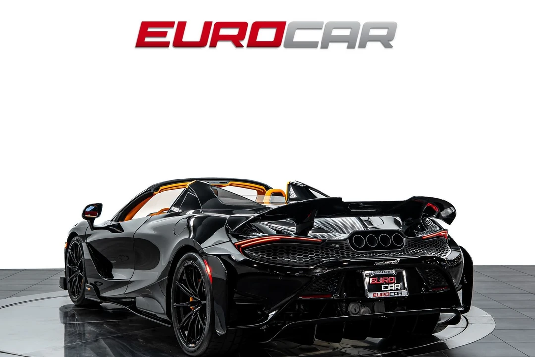 2022 McLaren 765LT - Image 4 of 31
