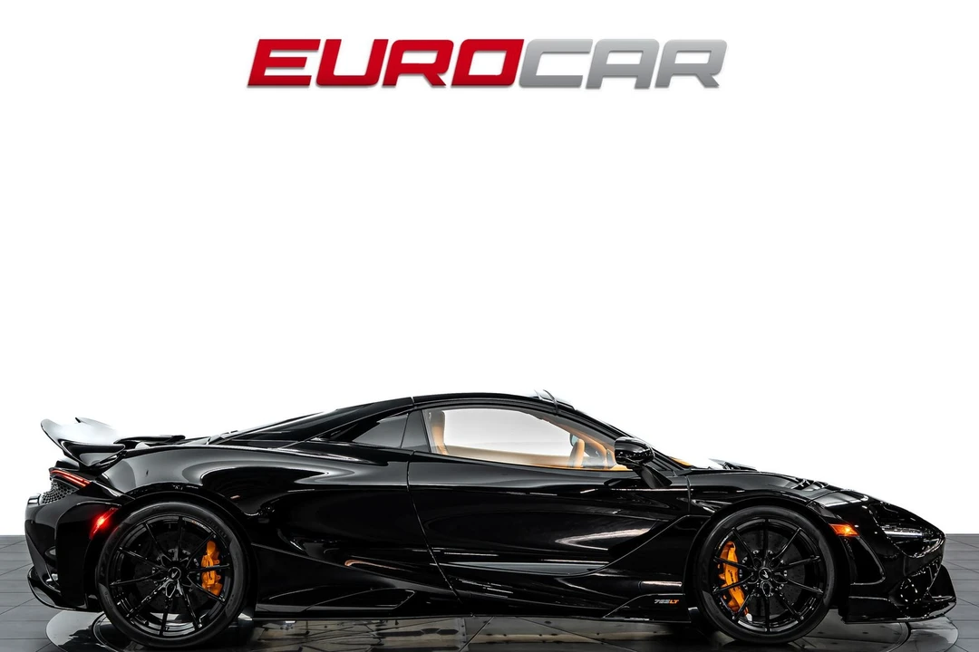 2022 McLaren 765LT - Image 8 of 31