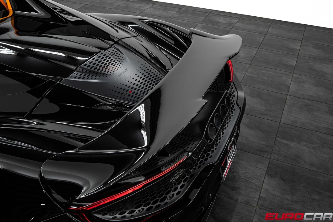 2022 McLaren 765LT - Image 22 of 31