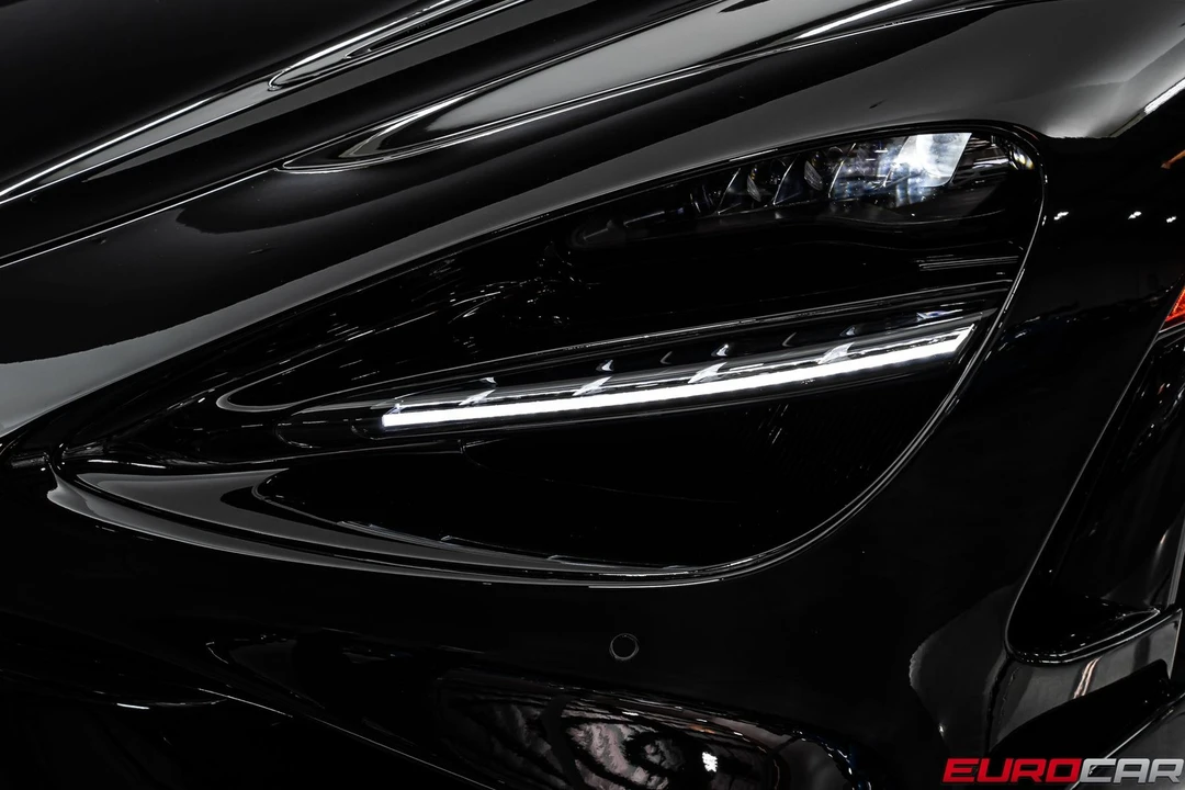 2022 McLaren 765LT - Image 15 of 31