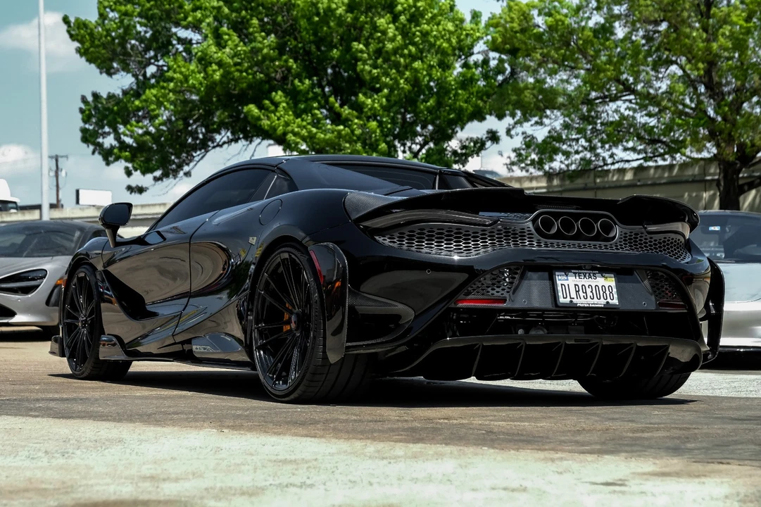 2022 McLaren 765LT - Image 14 of 31