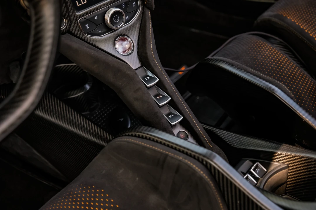 2022 McLaren 765LT - Image 23 of 31