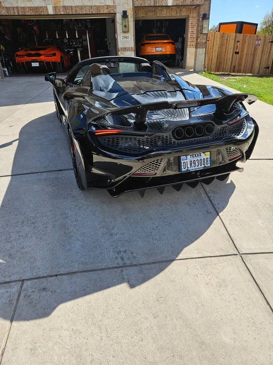 2022 McLaren 765LT - Image 13 of 21