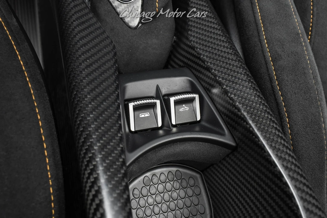 2022 McLaren 765LT - Image 20 of 21