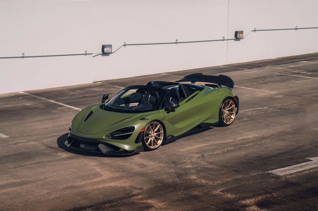 2022 McLaren 765LT - Image 4 of 12