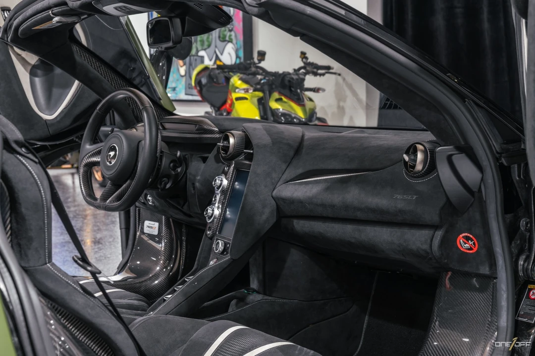2022 McLaren 765LT - Image 31 of 31