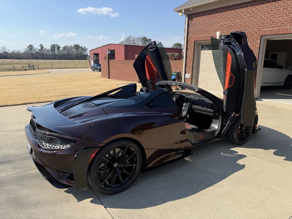 2022 McLaren 765LT - Image 12 of 16