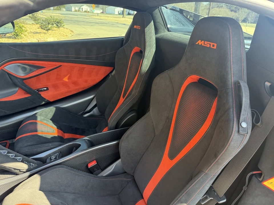 2022 McLaren 765LT - Image 13 of 16