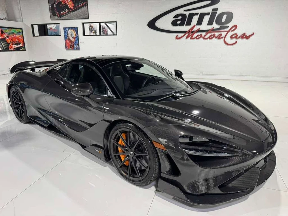 2022 McLaren 765LT - Image 17 of 21