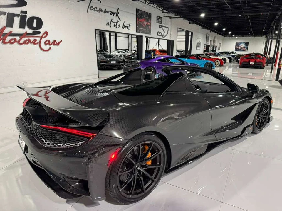2022 McLaren 765LT - Image 7 of 21