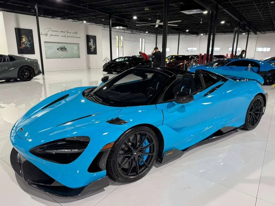 2022 McLaren 765LT Spider - Image 3 of 12