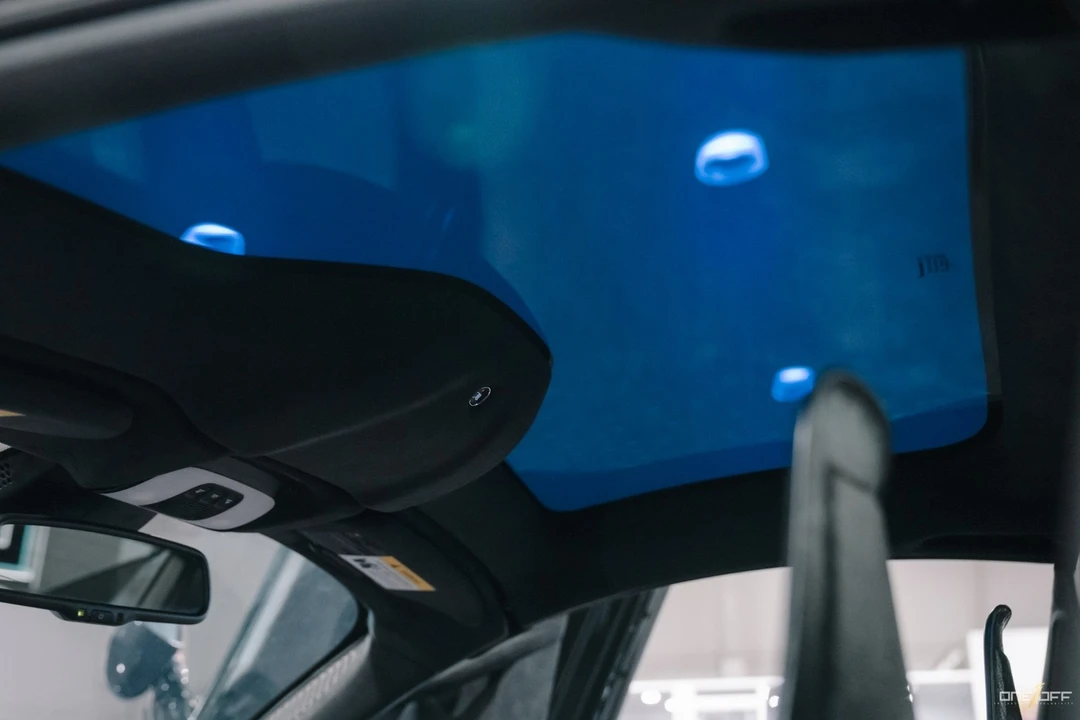 2022 McLaren 765LT Spider - Image 18 of 21
