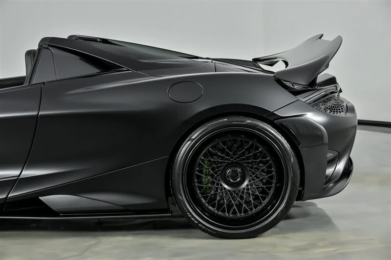 2022 McLaren 765LT Spider - Image 11 of 12