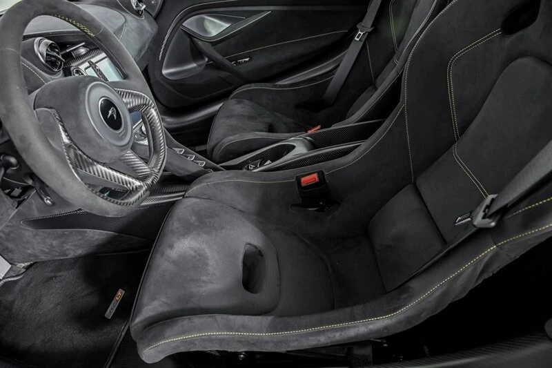 2022 McLaren 765LT Spider - Image 29 of 31