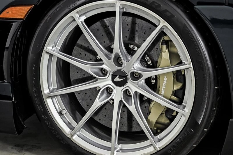 2022 McLaren 765LT Spider - Image 22 of 31