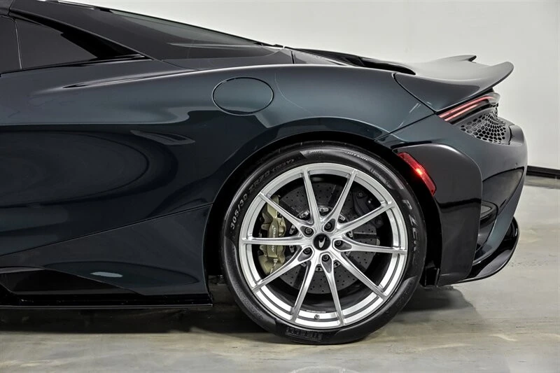 2022 McLaren 765LT Spider - Image 13 of 31