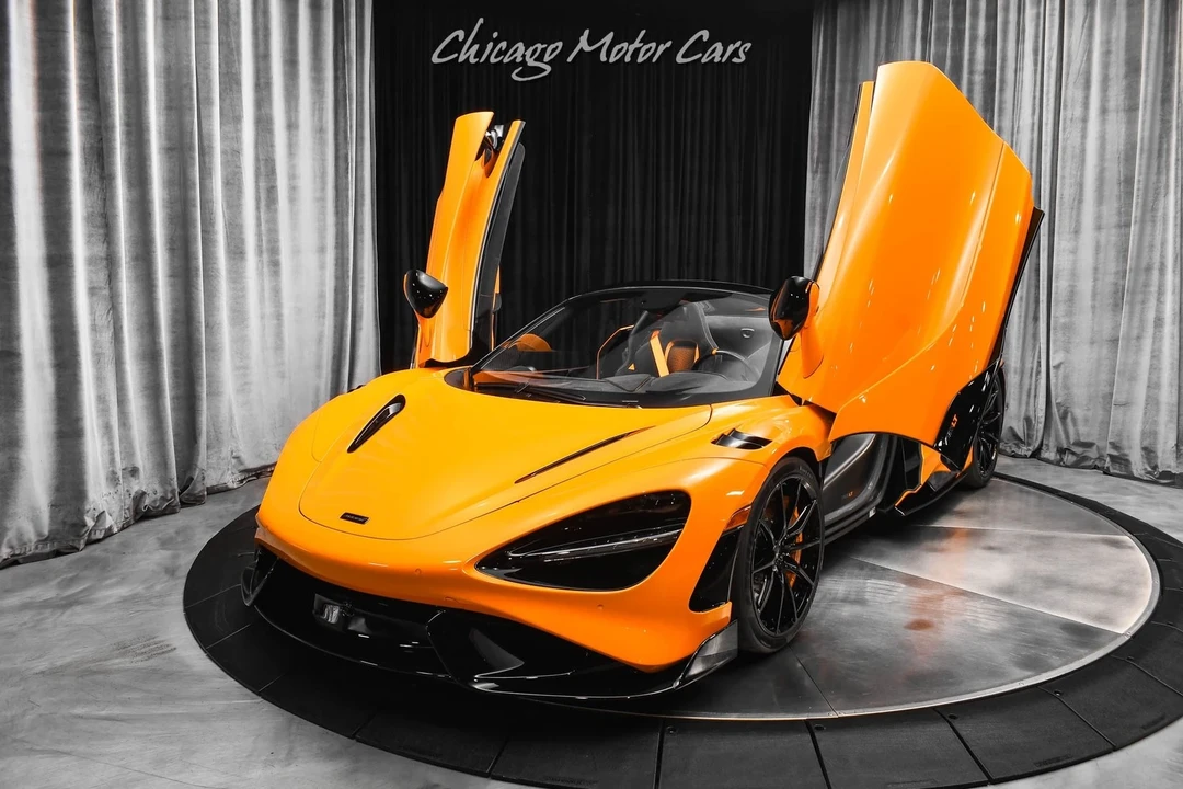 2022 McLaren 765LT Spider - Image 2 of 12